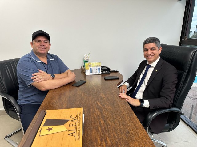 Após diálogo com Calegário, vereador Jean anuncia investimentos para os produtores de café e para os ribeirinhos
