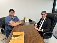Após diálogo com Calegário, vereador Jean anuncia investimentos para os produtores de café e para os ribeirinhos