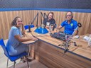Odilene Sena e vereadora Jaluza do Val concedem entrevista ao radialista Zehilton Rodrigues