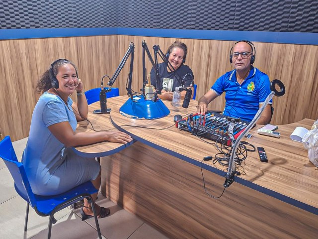Odilene Sena e vereadora Jaluza do Val concedem entrevista ao radialista Zehilton Rodrigues