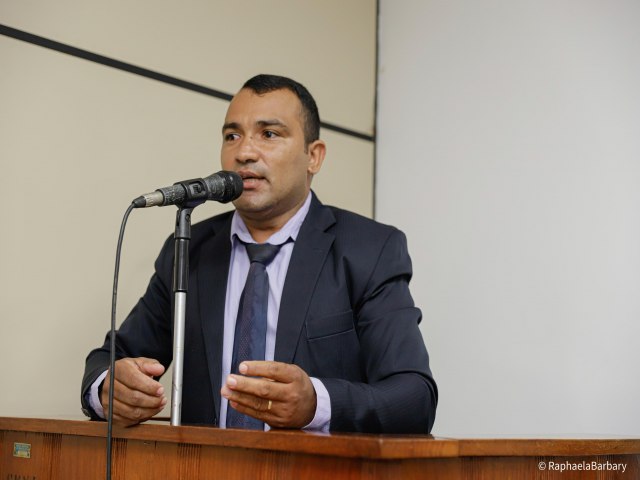 Vereador Amozildo apresenta Projeto de Lei que aumenta licença-maternidade de quatro para seis meses